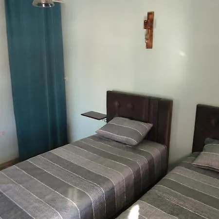 Mint Manor Apartment